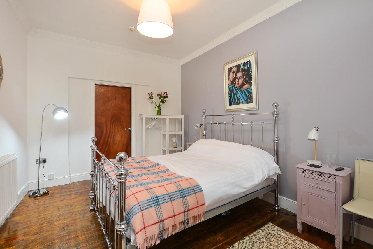 The Location- 1 Free Private Parking Space - 60 Second Walk 2 Minster! York Bagian luar foto